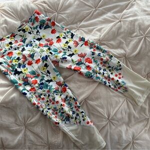 Fabletics Floral Leggings powerhold 3/4 length EUC sz M
